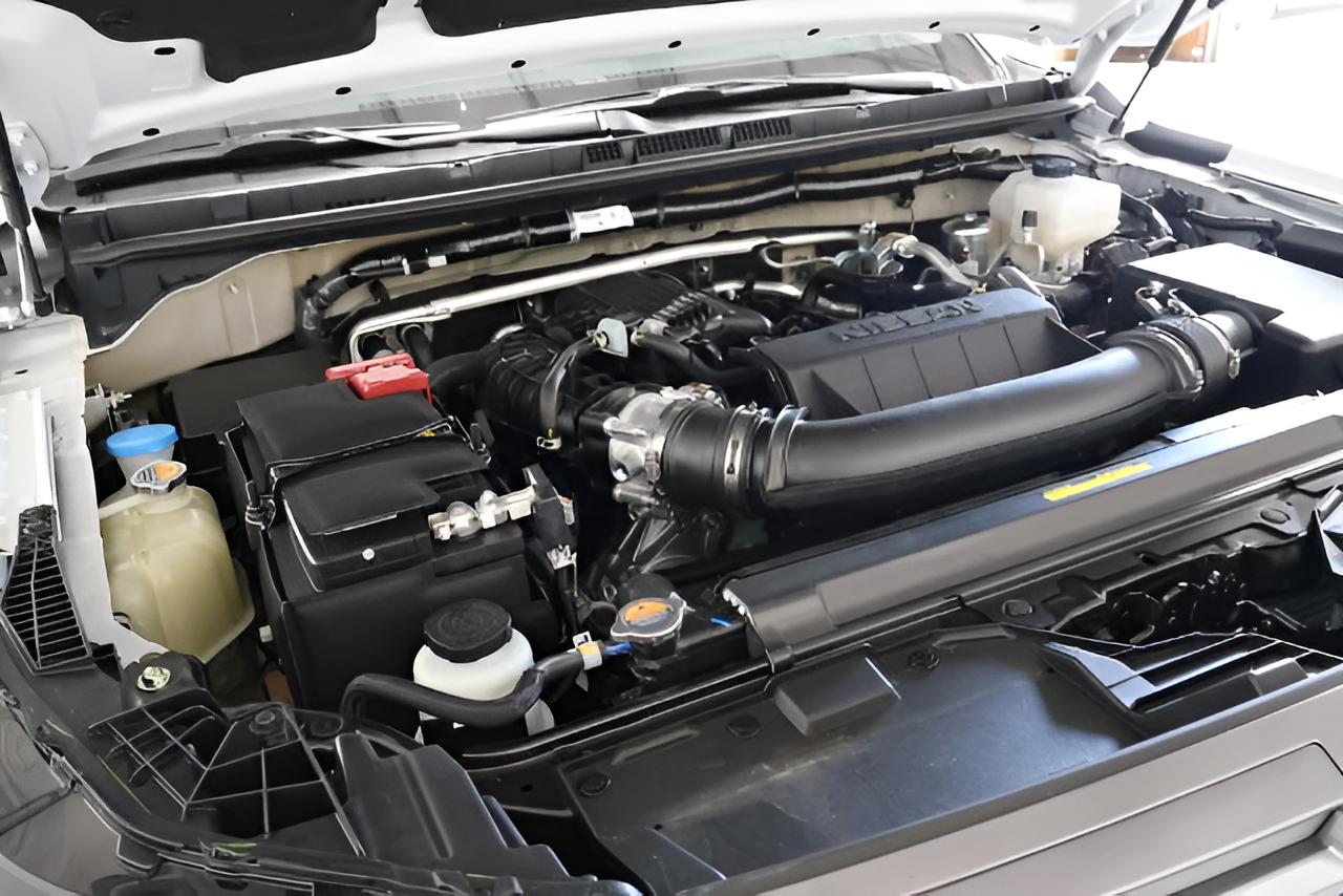 2027 Nissan Frontier SV