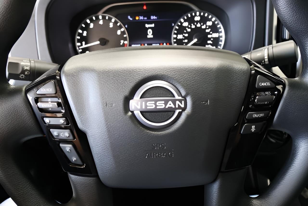 2027 Nissan Frontier SV