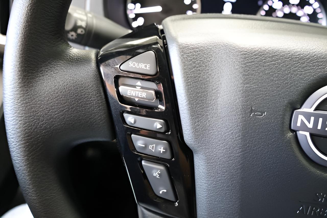 2027 Nissan Frontier SV