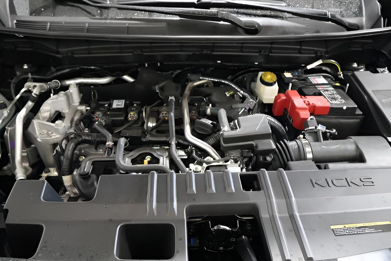 2027 Nissan Kicks SV