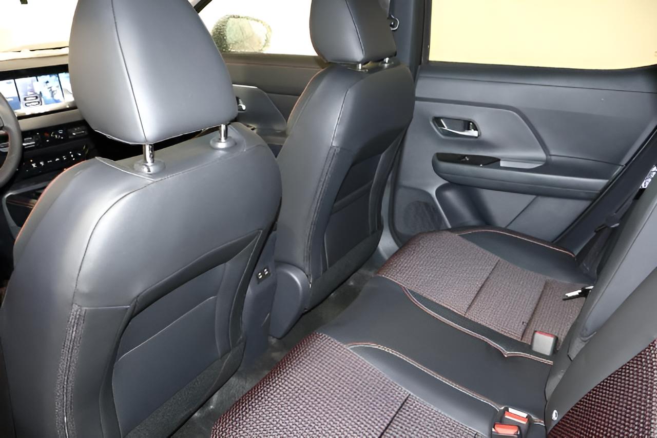 2026 Nissan KICKS SR AWD - Photo 10