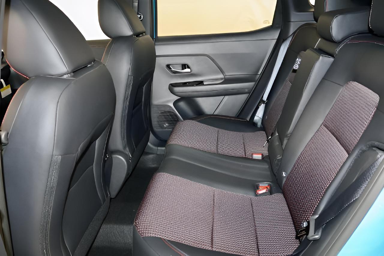 2027 Nissan Kicks SR