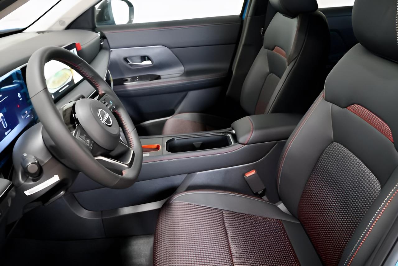 2027 Nissan Kicks SR