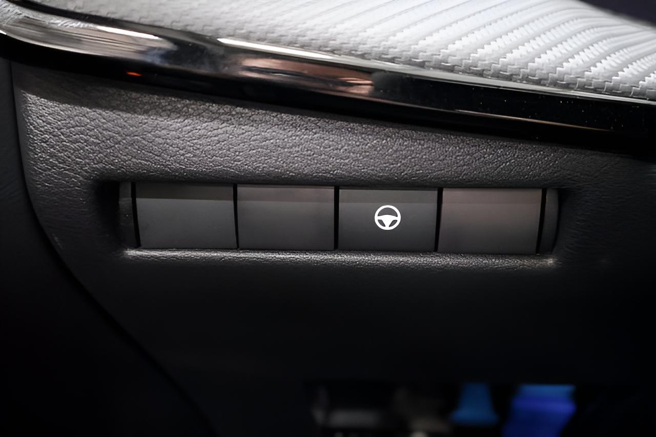 2027 Nissan Kicks SR