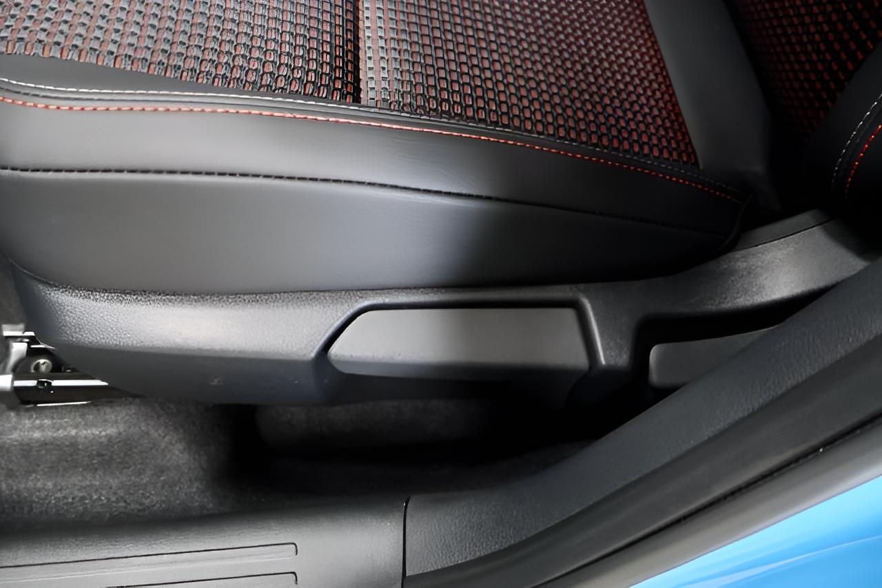2027 Nissan Kicks SR