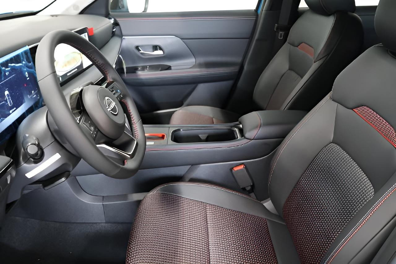 2027 Nissan Kicks SR