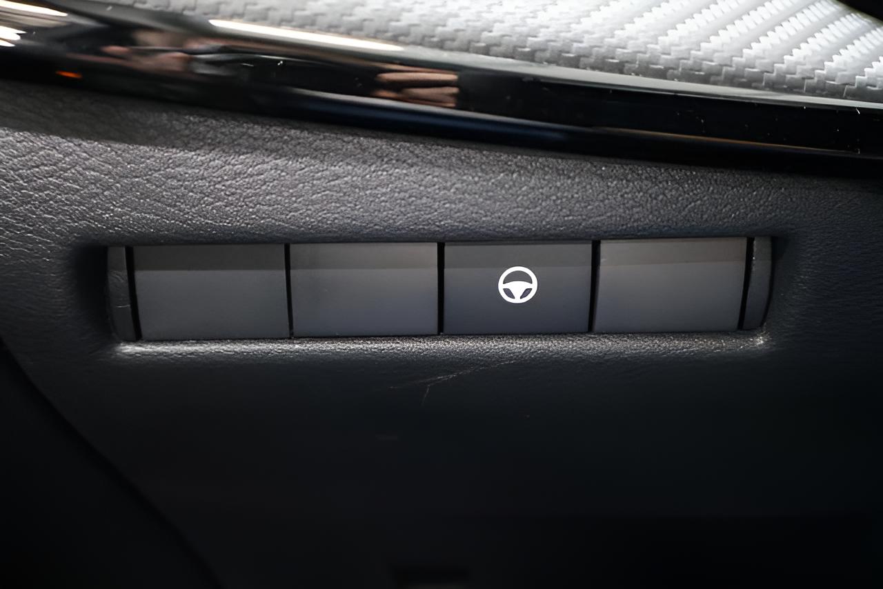 2027 Nissan Kicks SR