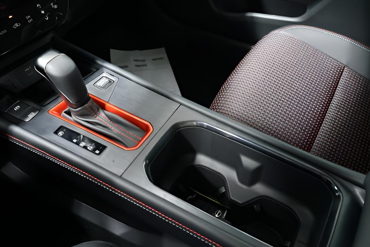 2027 Nissan Kicks SR
