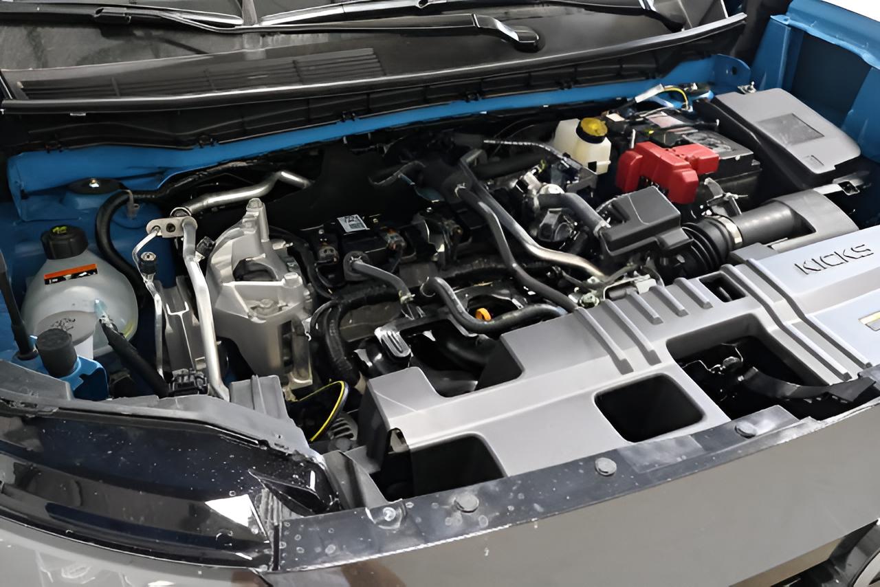2027 Nissan Kicks SR