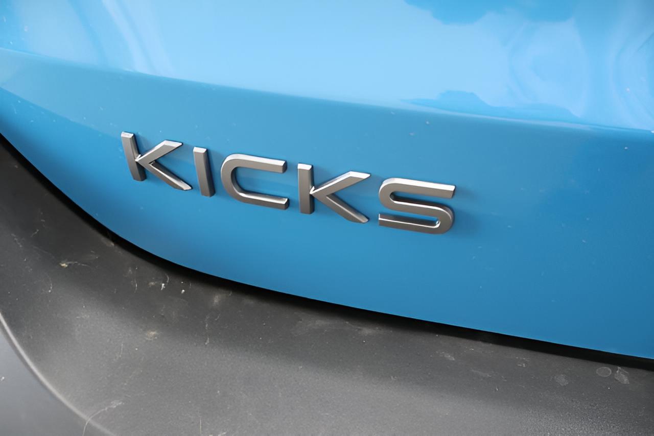 2027 Nissan Kicks SR