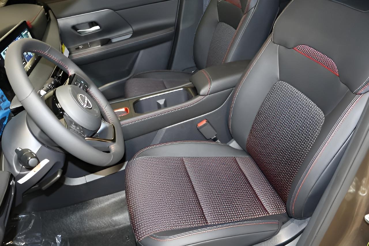 2026 Nissan KICKS SR AWD - Photo 13