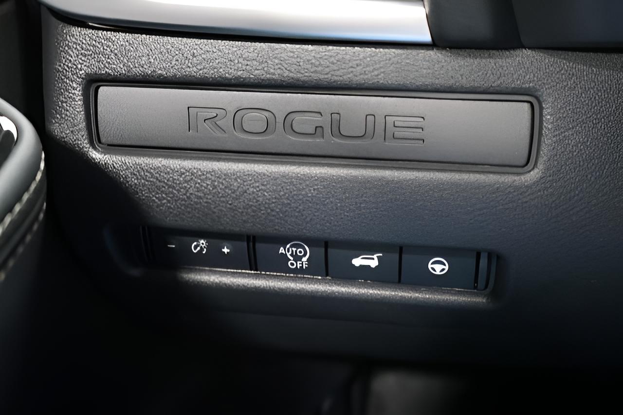 2027 Nissan Rogue Dark Armor