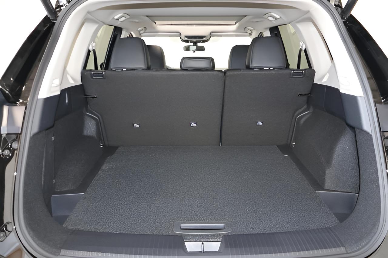 2027 Nissan Rogue Dark Armor
