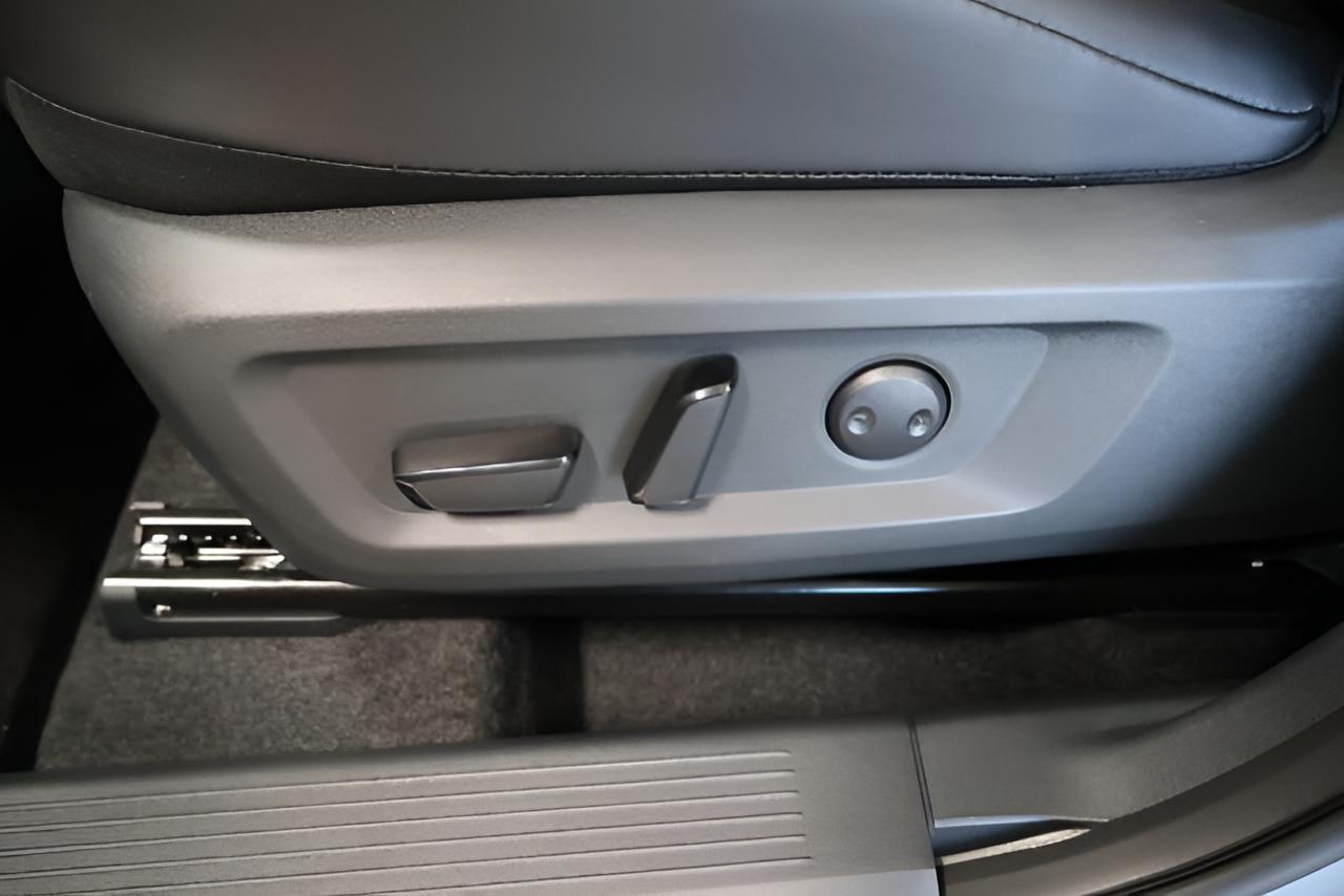 2027 Nissan Rogue Dark Armor