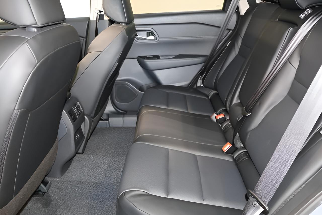 2027 Nissan Rogue Dark Armor