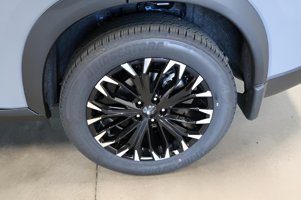 2027 Nissan Rogue Dark Armor