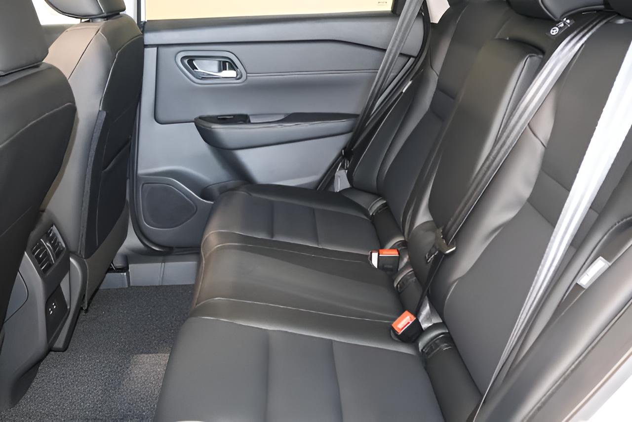 2027 Nissan Rogue Dark Armor