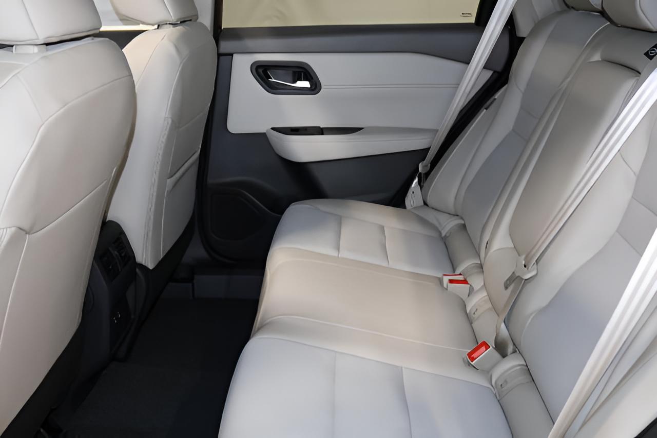 2027 Nissan Rogue Dark Armor