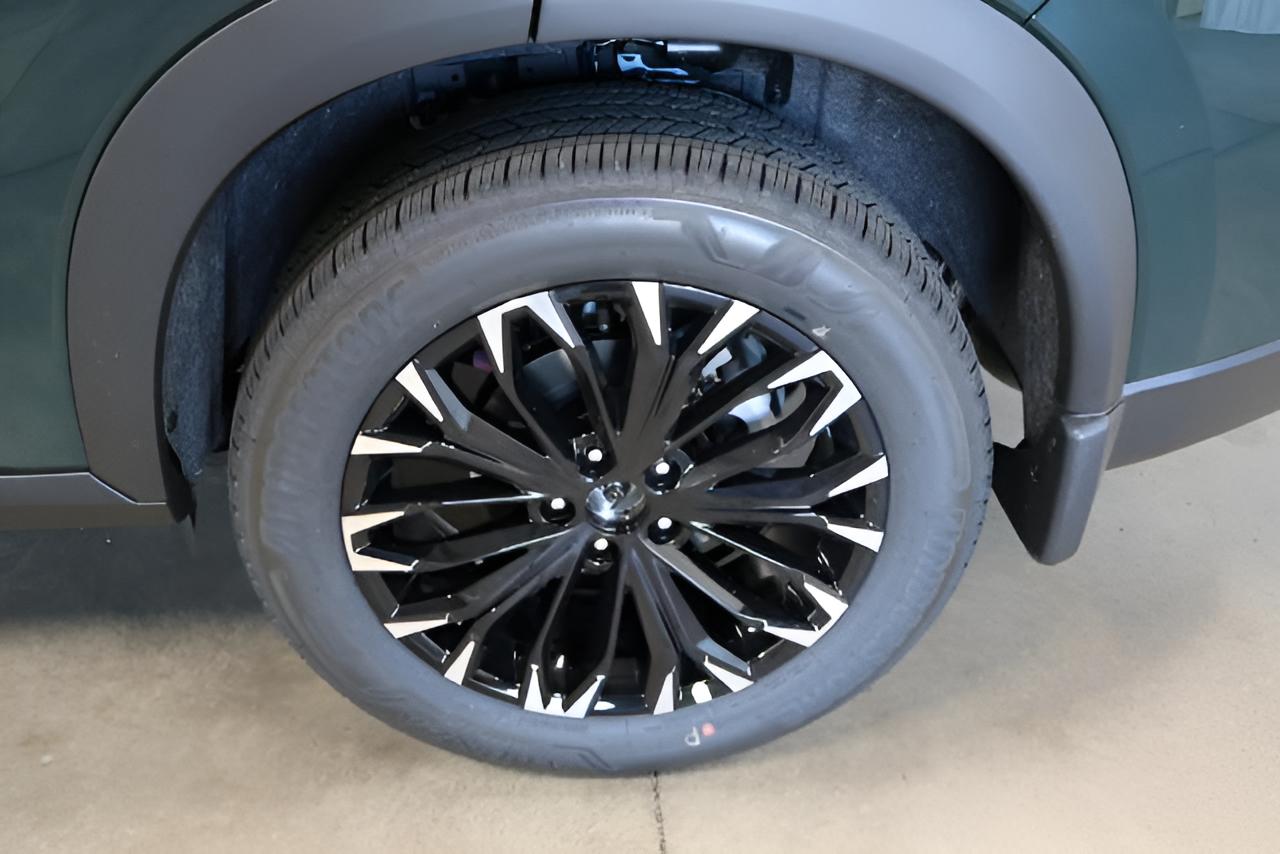 2027 Nissan Rogue Dark Armor