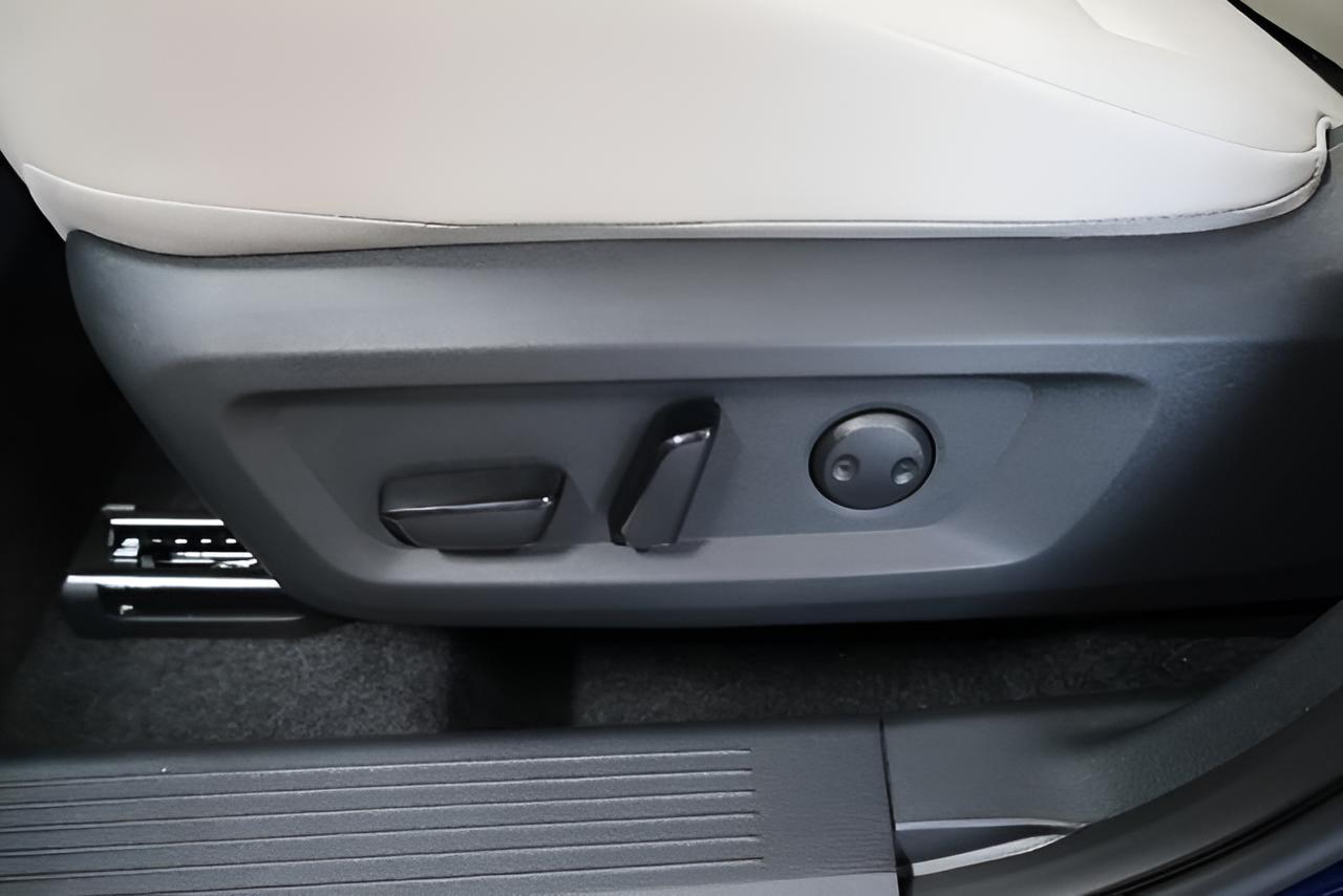 2027 Nissan Rogue Dark Armor