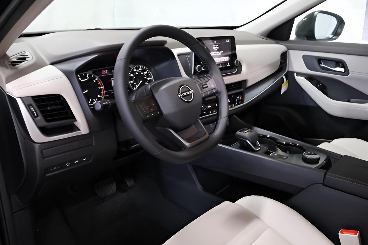2027 Nissan Rogue Dark Armor