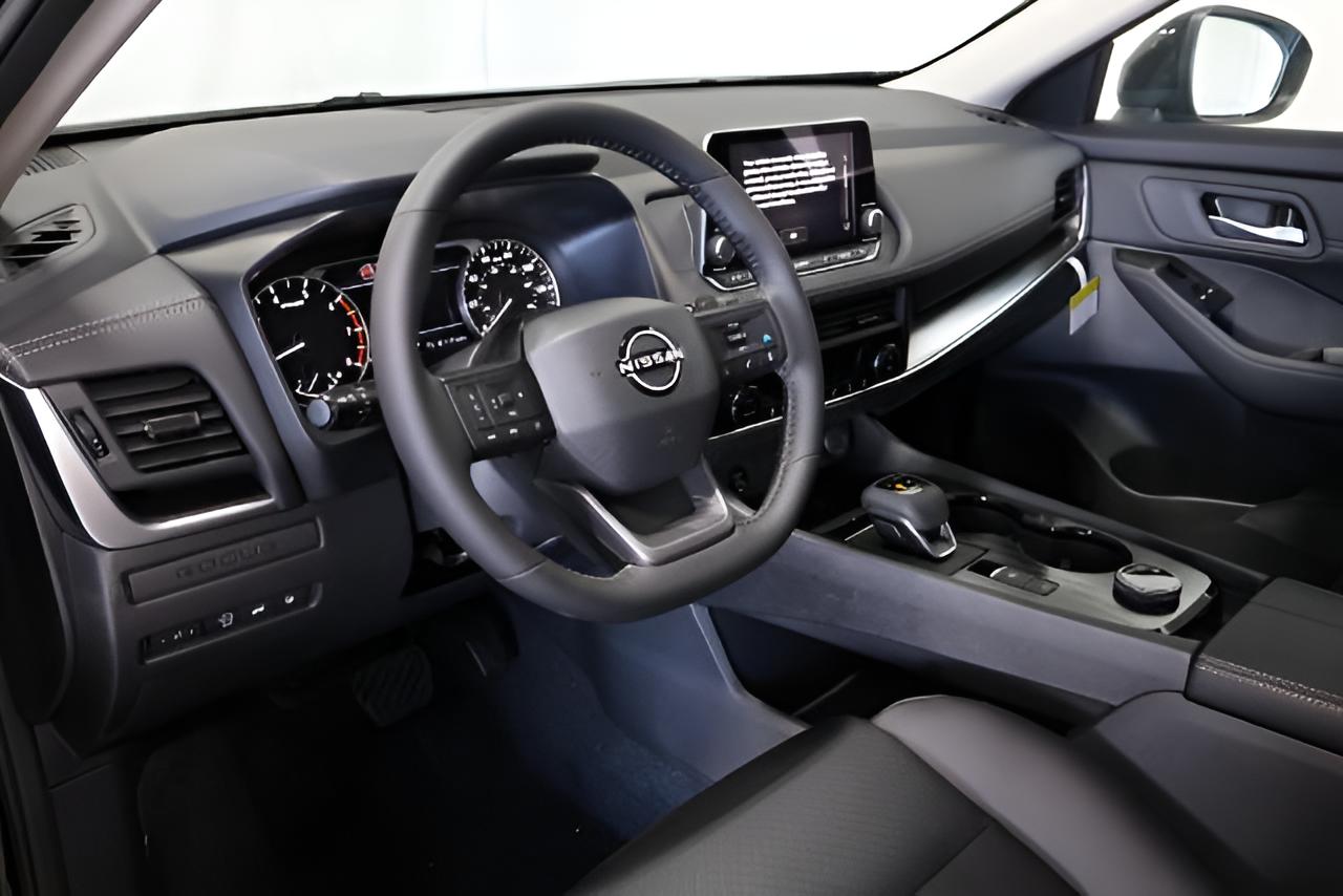 2027 Nissan Rogue Dark Armor