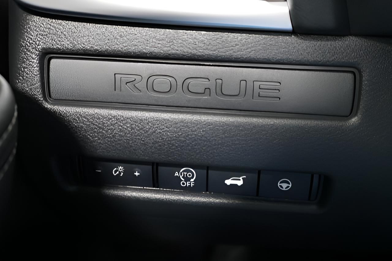 2027 Nissan Rogue Dark Armor