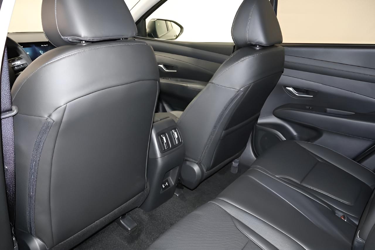 2026 Hyundai TUCSON SEL Plus FWD