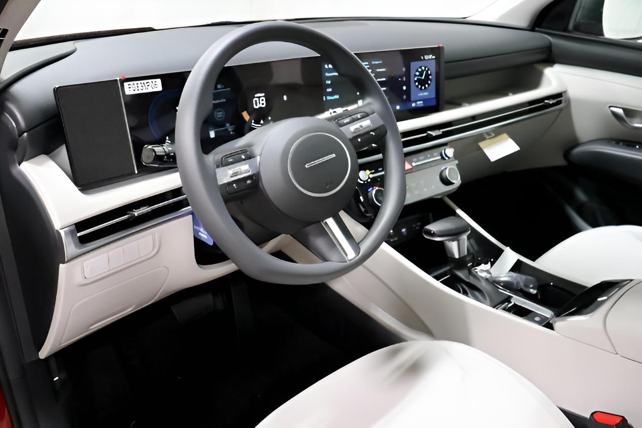 2026 Hyundai TUCSON SEL AWD