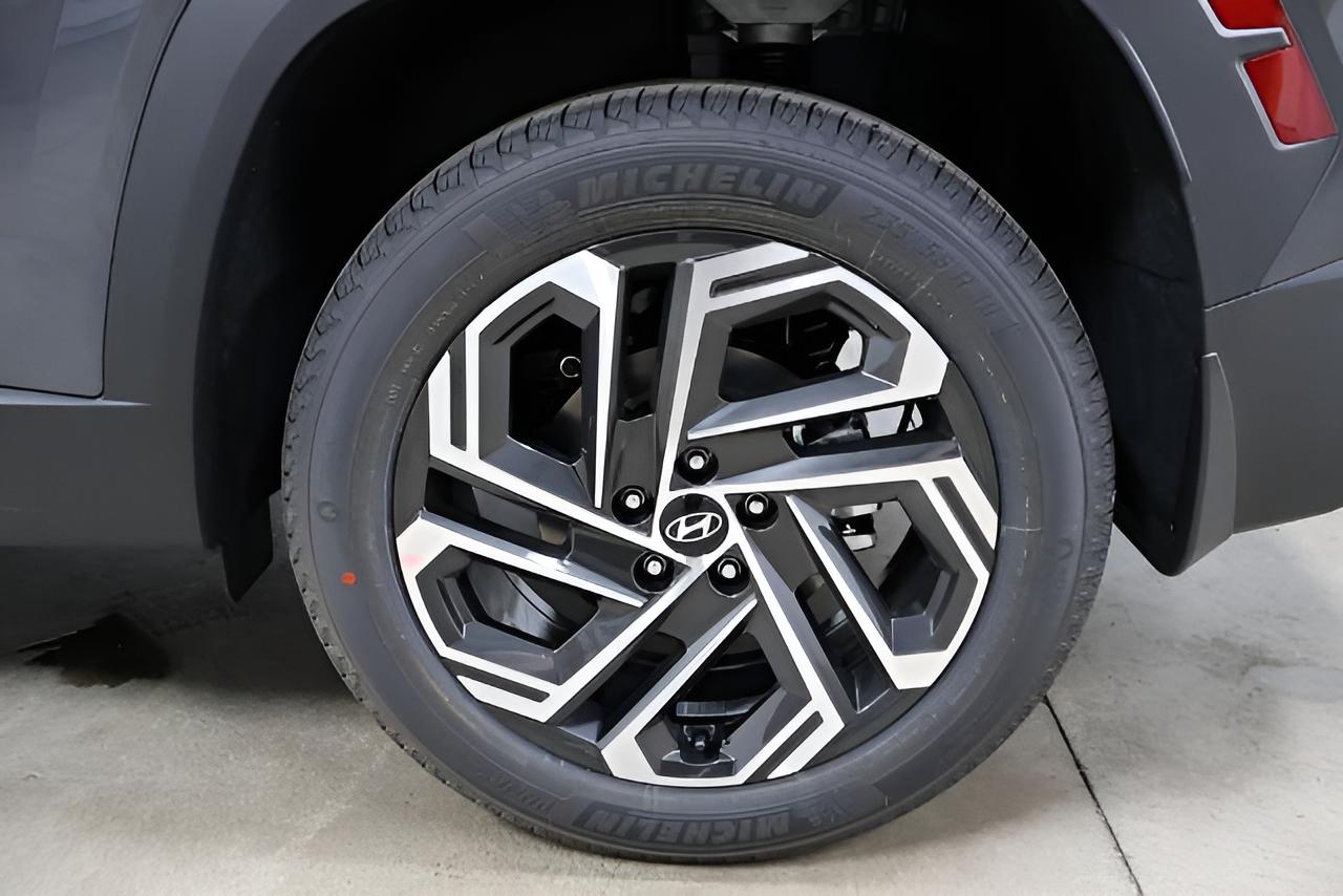 2026 Hyundai TUCSON SEL Plus AWD