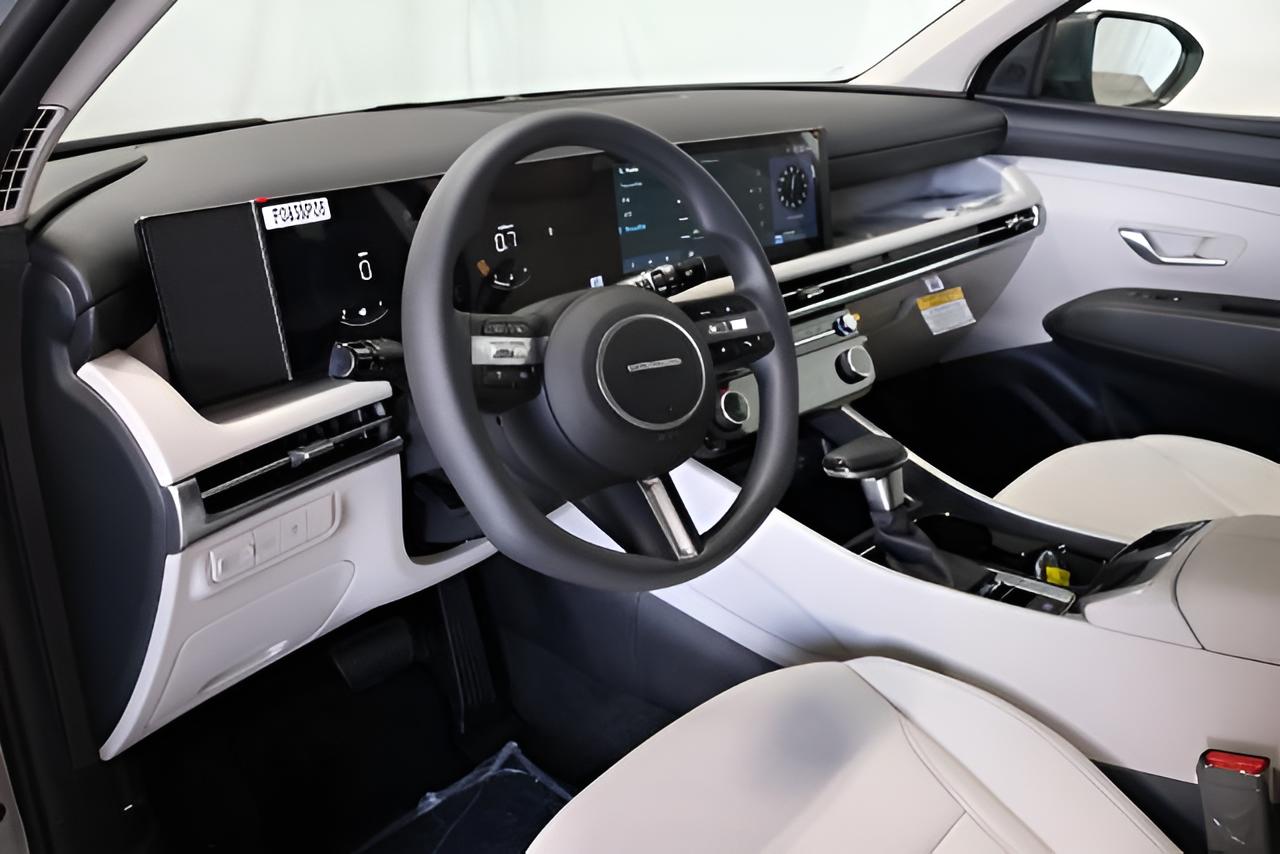2026 Hyundai TUCSON SEL Plus AWD