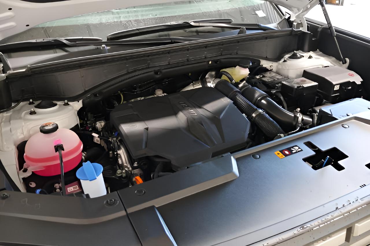 2027 Hyundai SANTA FE SE FWD