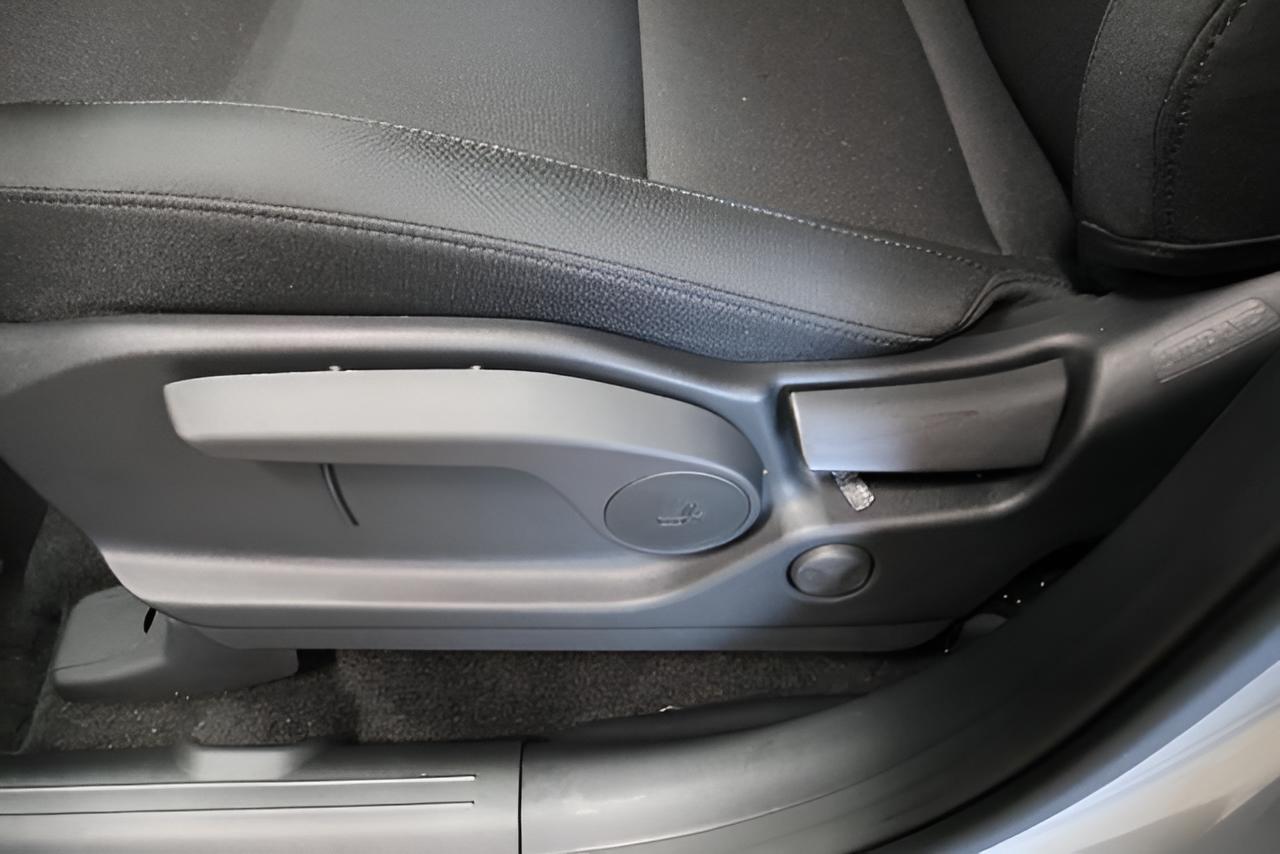2027 Hyundai SANTA FE SE FWD