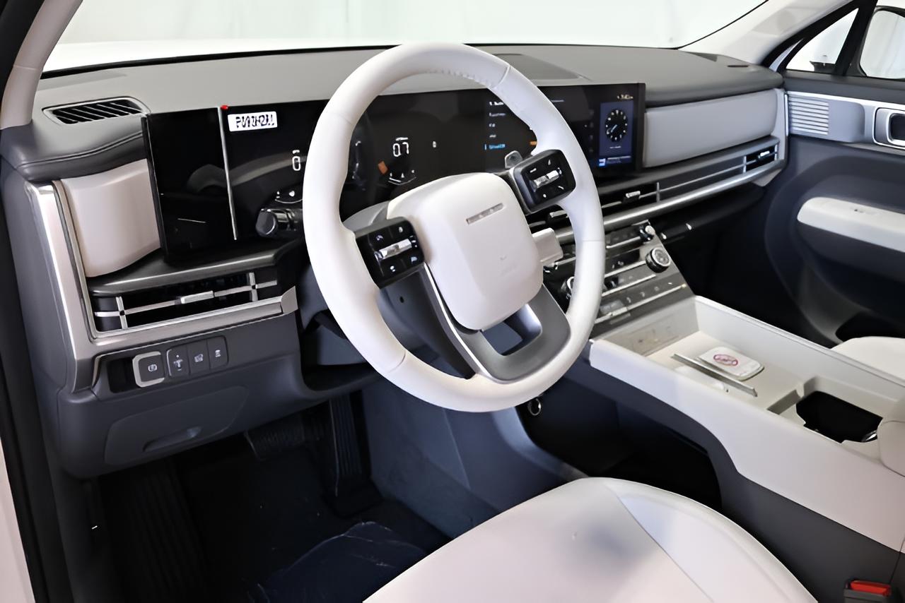 2027 Hyundai SANTA FE SE FWD