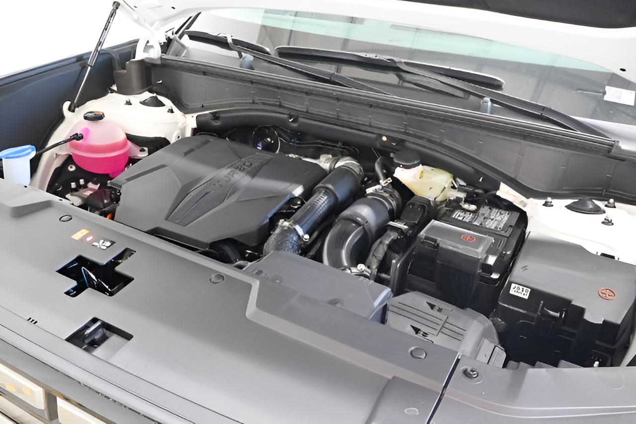 2027 Hyundai SANTA FE SE FWD