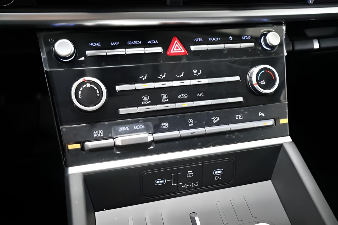 2027 Hyundai SANTA FE SE AWD