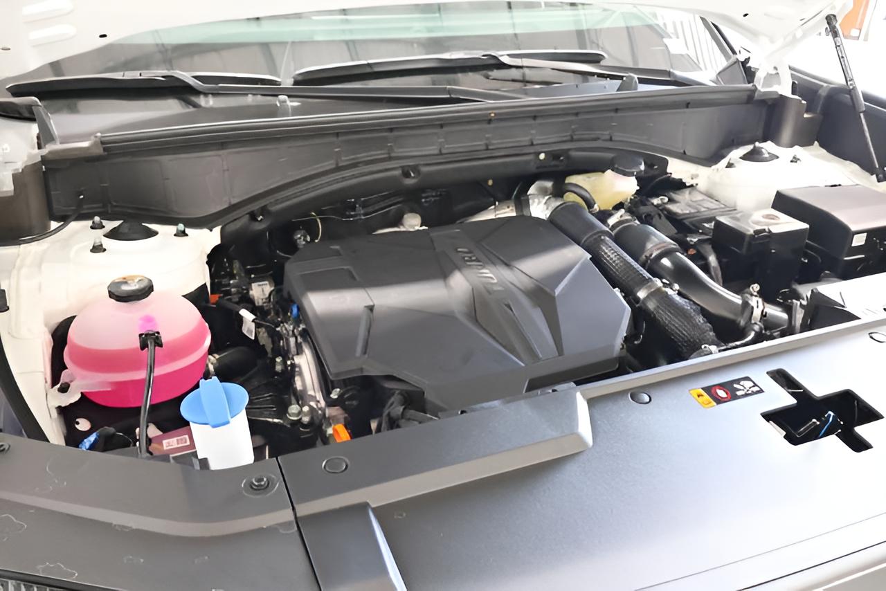 2027 Hyundai SANTA FE SE AWD