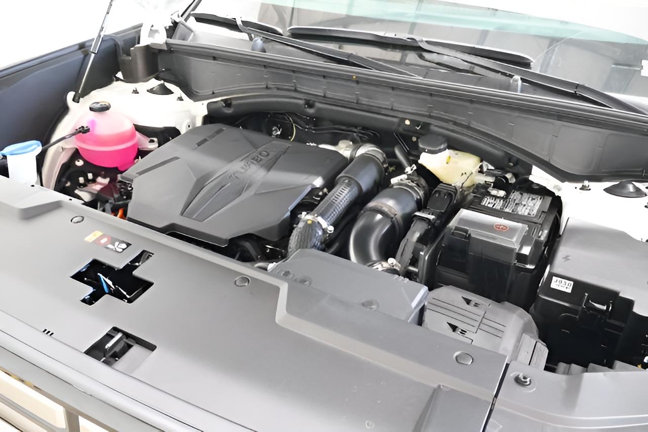 2027 Hyundai SANTA FE SE AWD