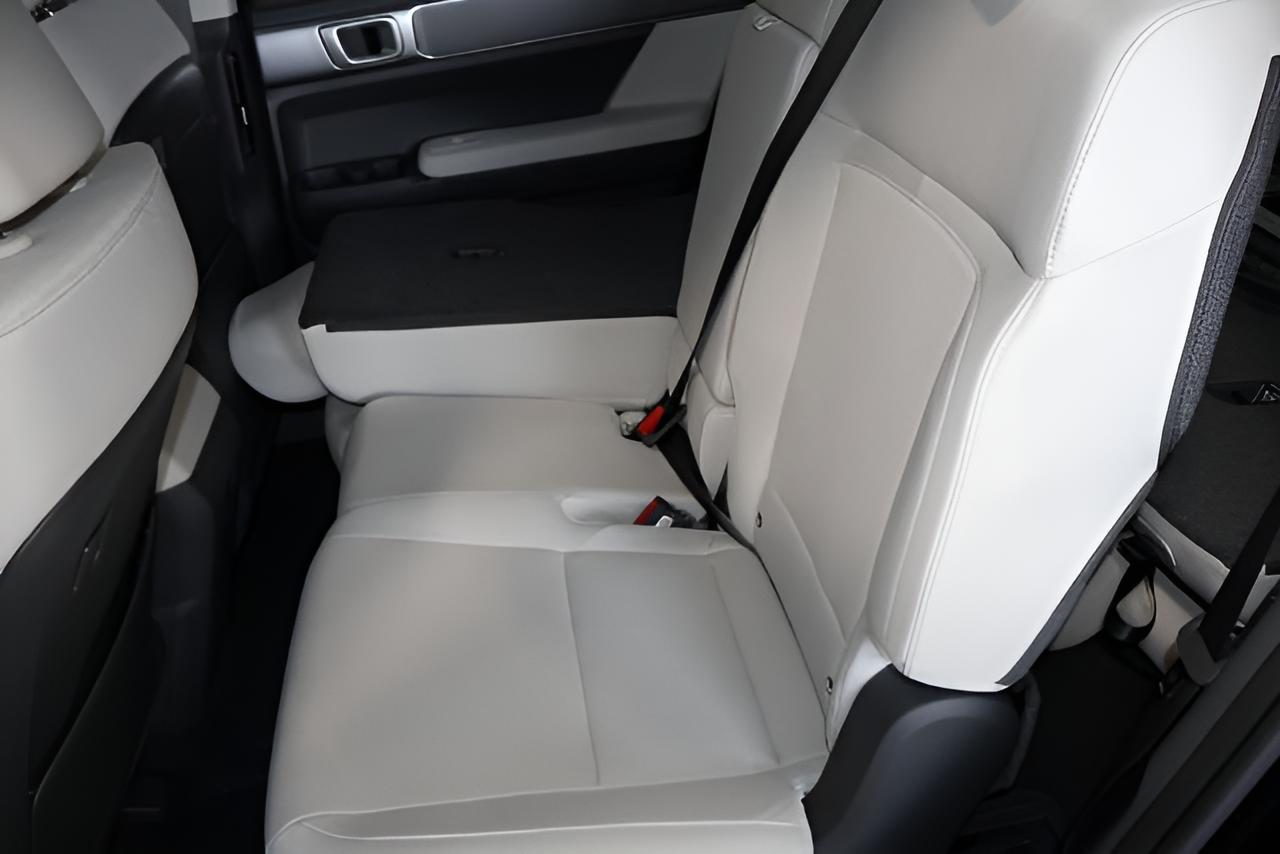 2027 Hyundai SANTA FE SE AWD