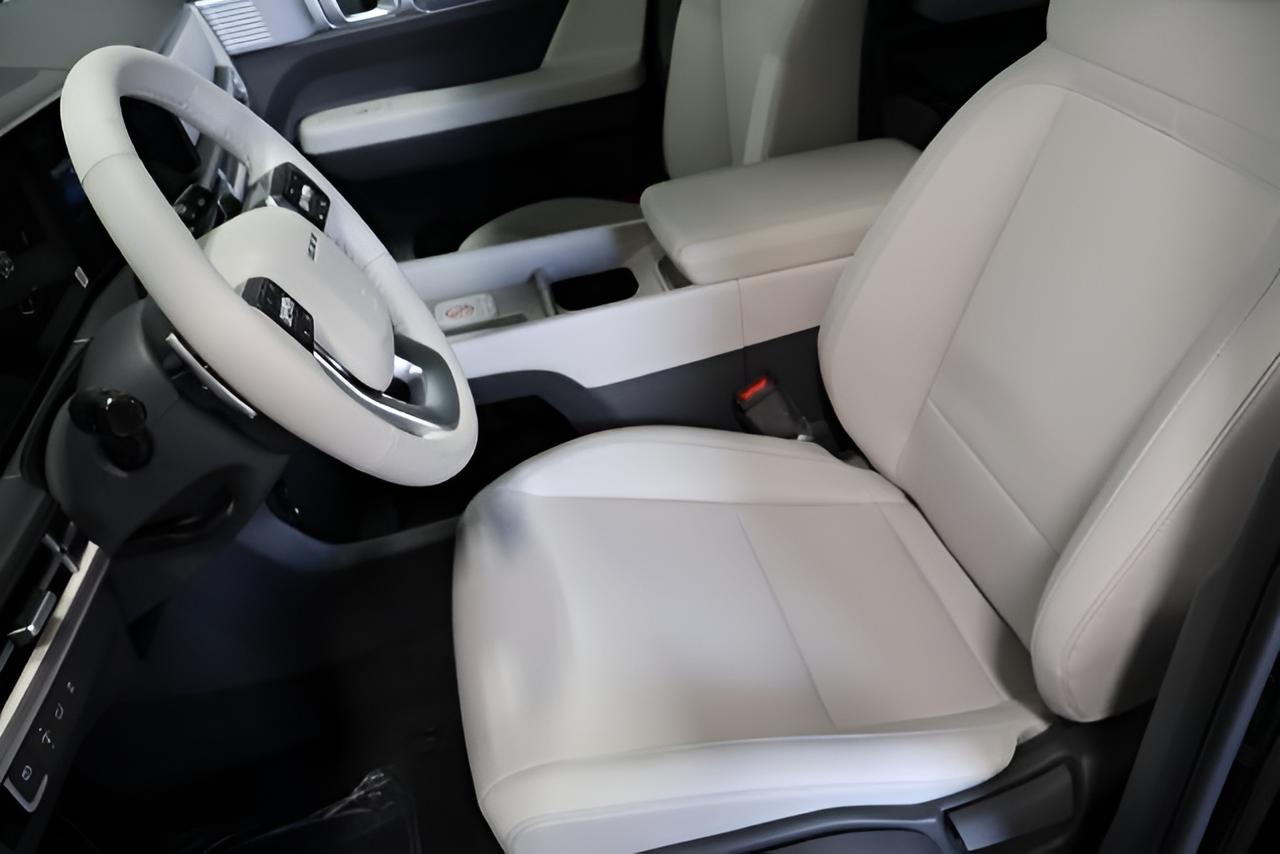 2027 Hyundai SANTA FE SE AWD