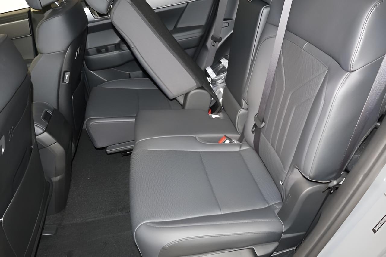 2027 Hyundai SANTA FE HYBRID SEL AWD