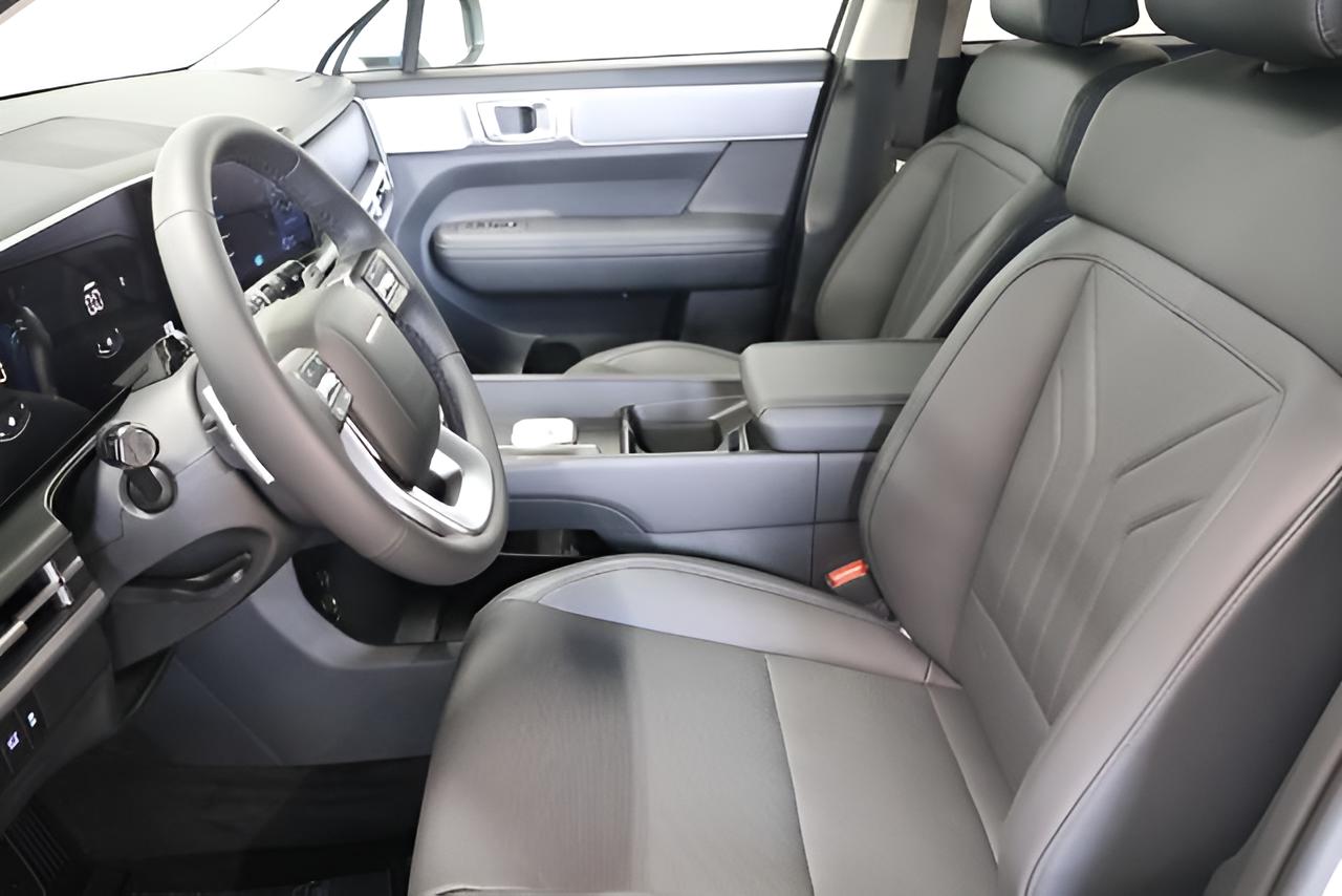 2027 Hyundai SANTA FE HYBRID SEL AWD