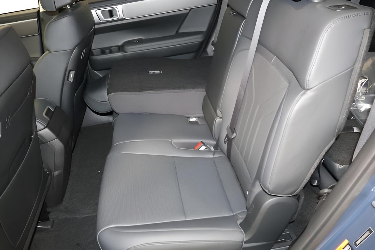 2027 Hyundai SANTA FE HYBRID SEL AWD