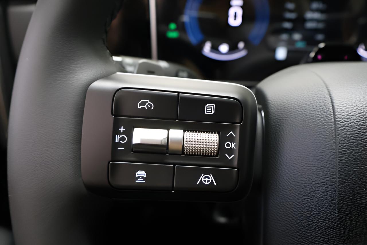 2027 Hyundai SANTA FE HYBRID SEL AWD