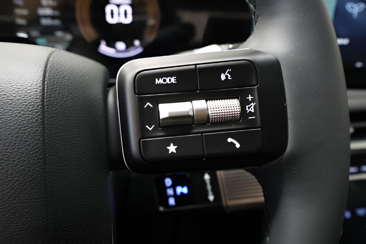 2027 Hyundai SANTA FE HYBRID SEL AWD