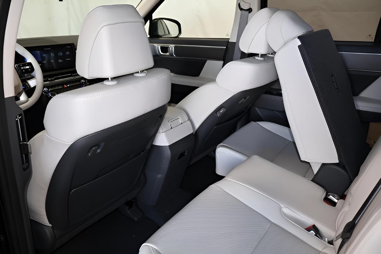 2027 Hyundai SANTA FE HYBRID SEL AWD