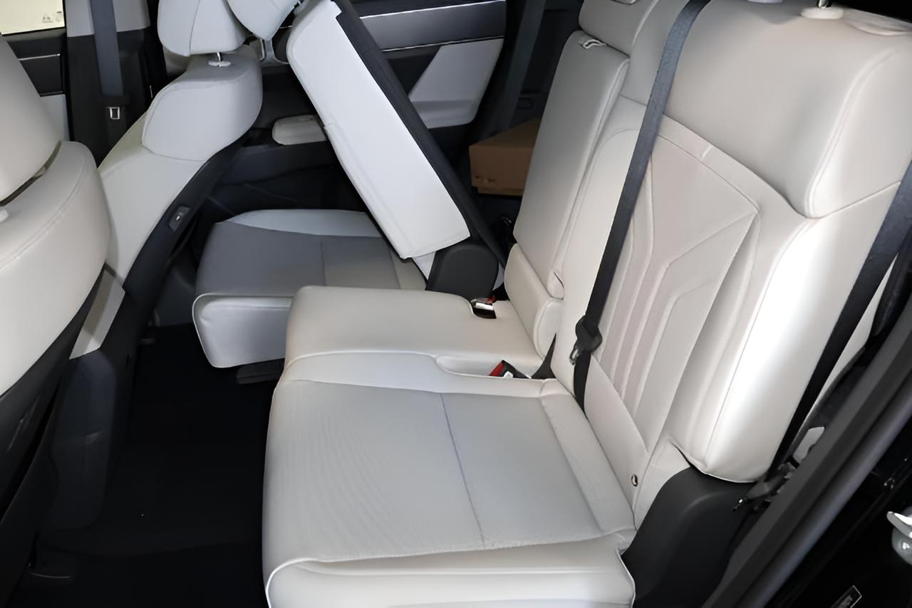 2027 Hyundai SANTA FE HYBRID SEL AWD