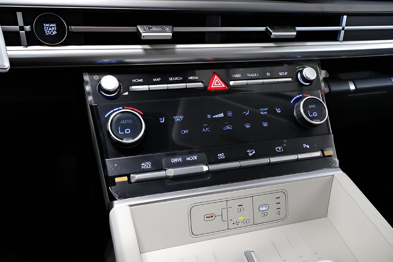 2027 Hyundai SANTA FE HYBRID SEL AWD