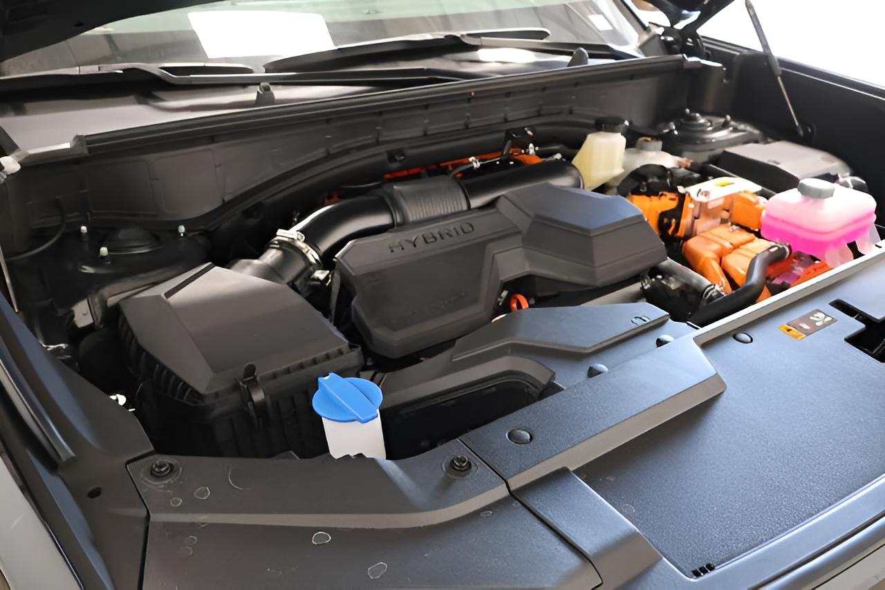 2027 Hyundai SANTA FE HYBRID SEL AWD