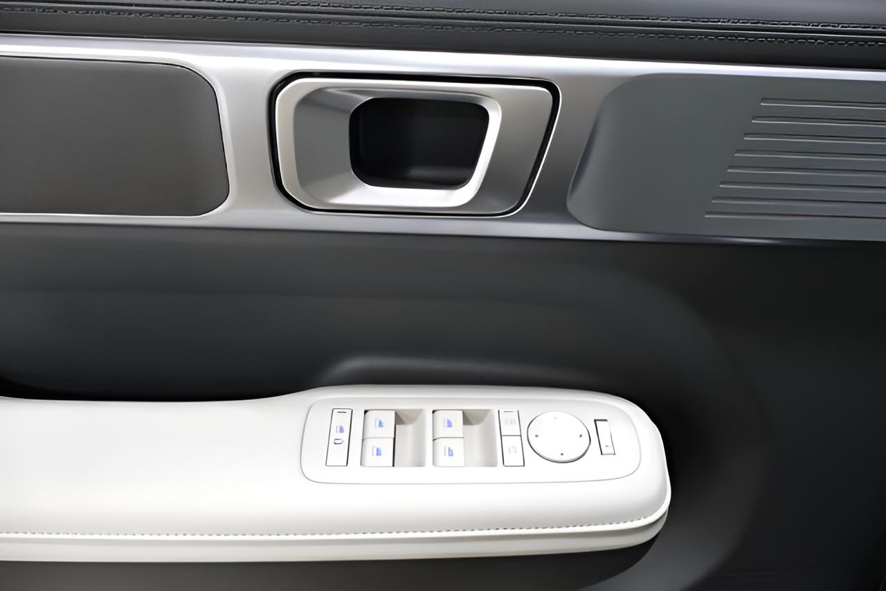 2027 Hyundai SANTA FE SEL AWD